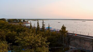 Osman Sagar lake near Hyderabad seen from its retaining wall